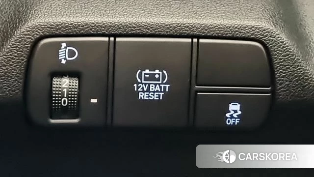 Hyundai The New Avante Hybrid (CN7) 2025 Белый из Кореи, фото 6