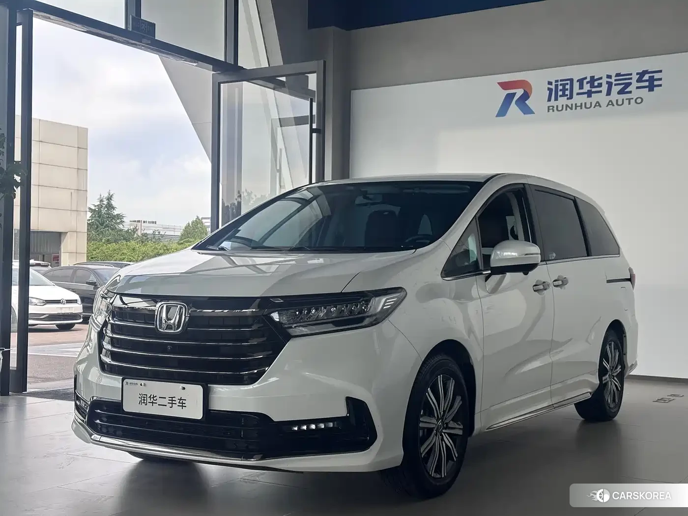 Honda Odyssey 2024 Белый из Китая, фото 6