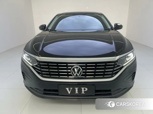 Volkswagen Passat 2022 Черный из Китая, фото 6