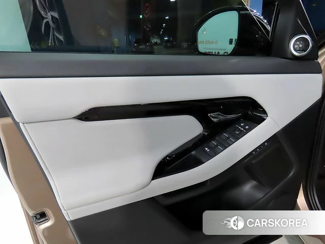 Land Rover Range Rover Evoque 2nd Generation 2025 Коричневый из Кореи, фото 6
