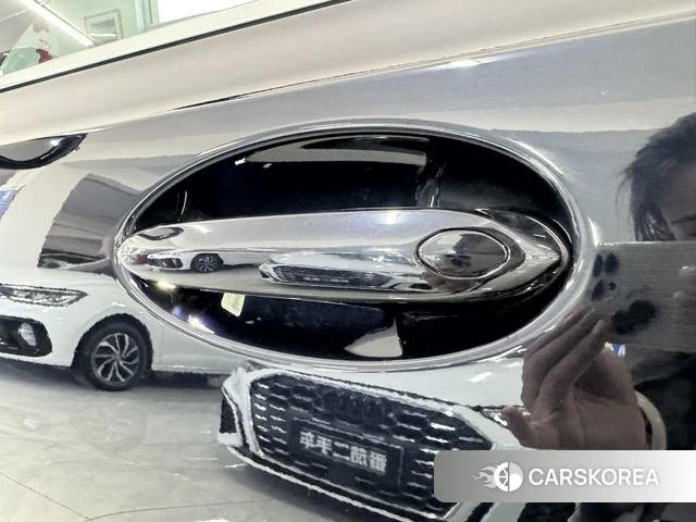 BMW 3 series 2023 Черный из Китая, фото 6