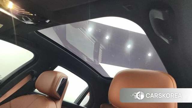 BMW 7 Series (G70) 2024 Черный из Кореи, фото 6