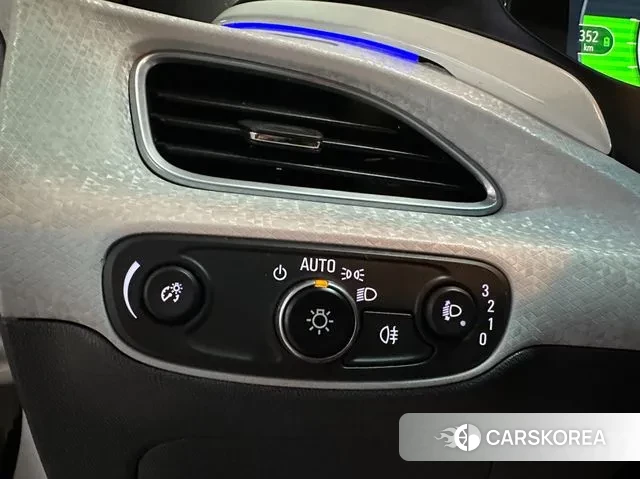 Chevrolet (GM Daewoo) Bolt EV 2019 Белый из Кореи, фото 6