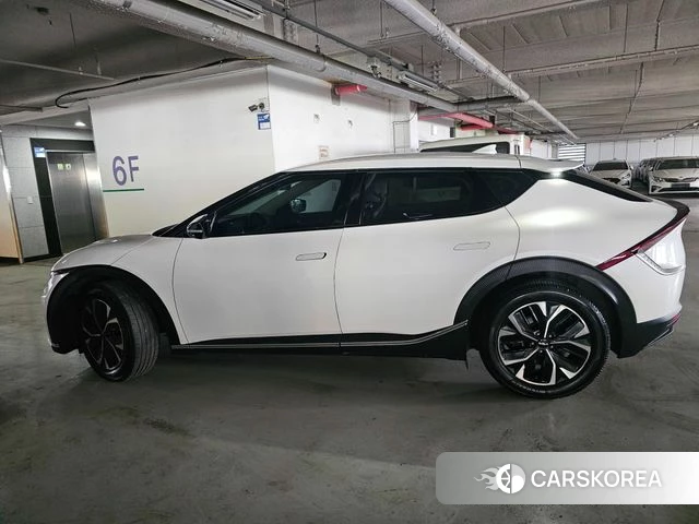 Kia EV6 2022 Белый из Кореи, фото 6