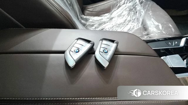 BMW 5 Series (G30) 2018 Серый из Кореи, фото 6