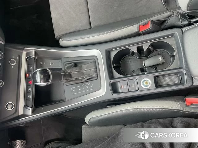 Audi Q3 2022 Белый из Китая, фото 6