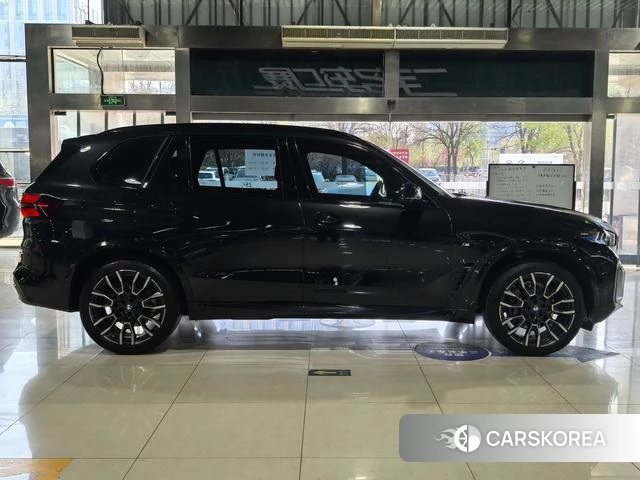BMW X5 2025 Черный из Китая, фото 6