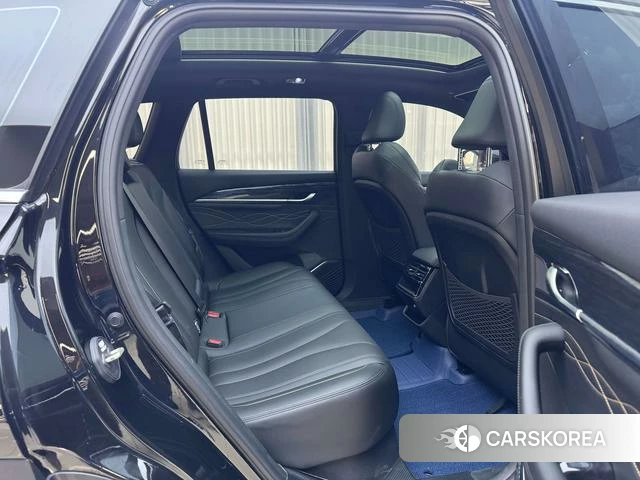 Geely Automobile Xingyue L 2025 Черный из Китая, фото 6