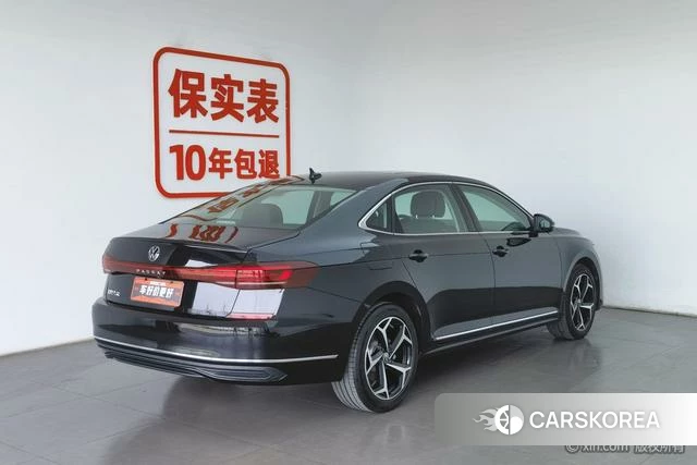 Volkswagen Passat 2025 Черный из Китая, фото 6
