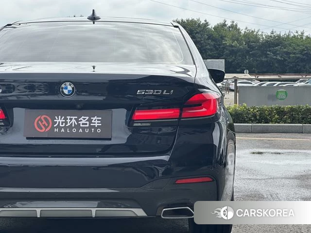 BMW 5 series 2022 Черный из Китая, фото 6