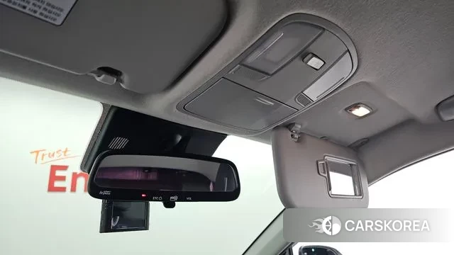 Kia Stonic 2018 Белый из Кореи, фото 6