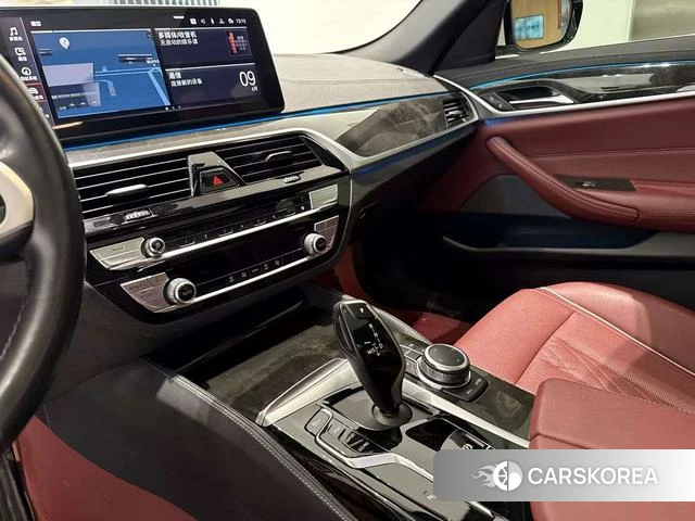 BMW 5 series 2022 Белый из Китая, фото 6