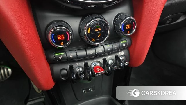 Mini Cooper S Convertible 2019 Красный из Кореи, фото 6