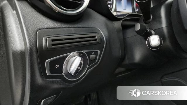 Mercedes-Benz GLC-Class X253 2018 Белый из Кореи, фото 6