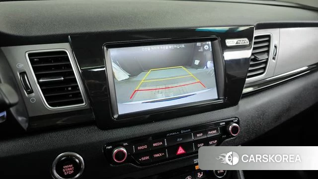 Kia Niro 2018 Белый из Кореи, фото 6