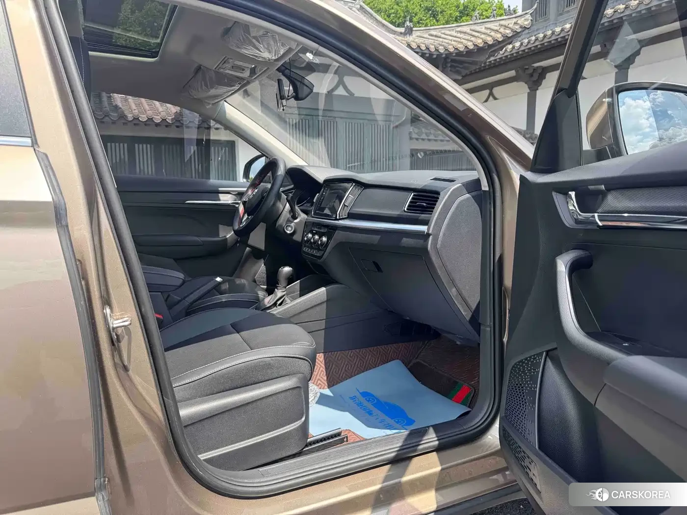 Skoda Kamiq 2022 Champagne/brown из Китая, фото 6