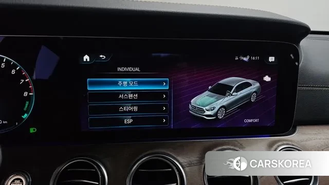 Mercedes-Benz E-Class W213 2022 Белый из Кореи, фото 6