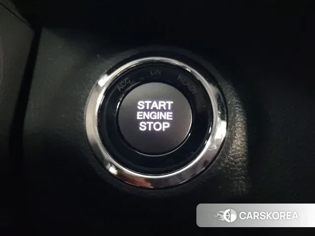 Ssangyong The New Tivoli Air 2023 Жемчужный цвет из Кореи, фото 6