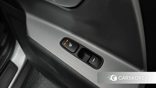 Kia Niro Plus 2022 Серебряный из Кореи, фото 6