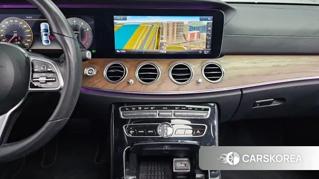 Mercedes-Benz E-Class W213 2019 Серый из Кореи, фото 6