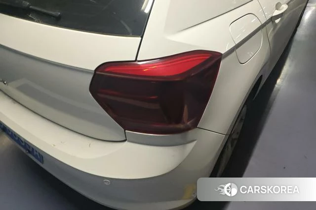 Volkswagen Polo 2021 Белый из Китая, фото 6