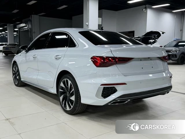 Audi A3 2023 Белый из Китая, фото 6