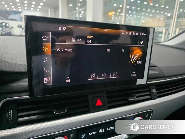 Audi A4 (B9) 2023 Серебряный из Кореи, фото 6