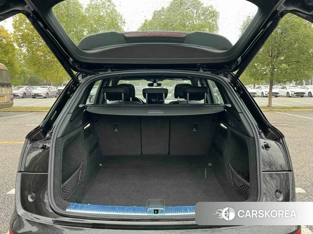 Audi Q5L 2024 Черный из Китая, фото 6