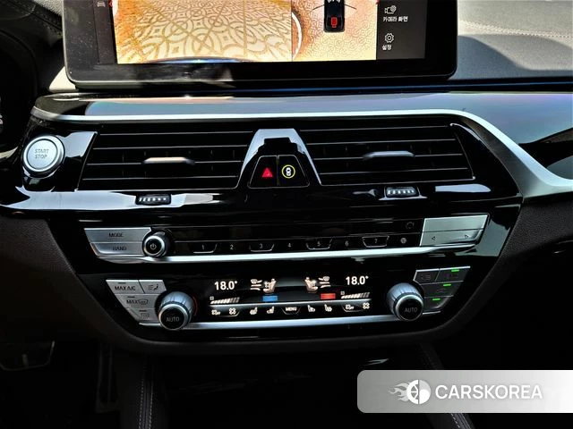 BMW 5 Series (G30) 2022 Черный из Кореи, фото 6