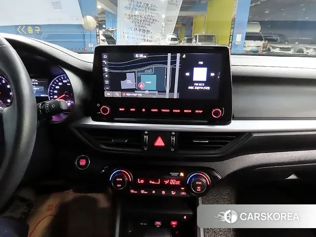 Kia The New K3 2nd generation 2022 Белый из Кореи, фото 6