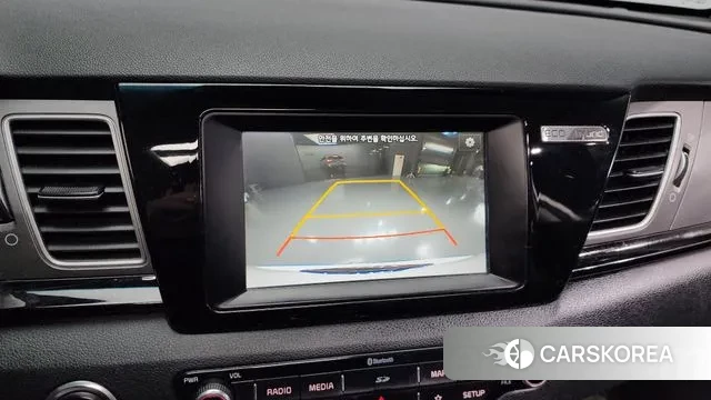 Kia Niro 2018 Белый из Кореи, фото 6