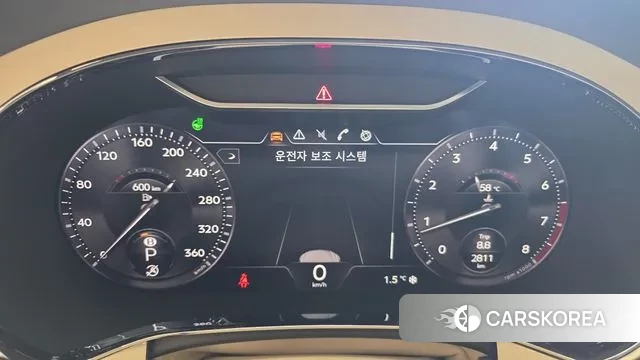 Bentley Flying Spur 3rd Generation 2024 Серебряный из Кореи, фото 6