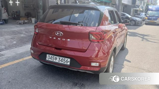 Hyundai Venue 2019 Красный из Кореи, фото 6