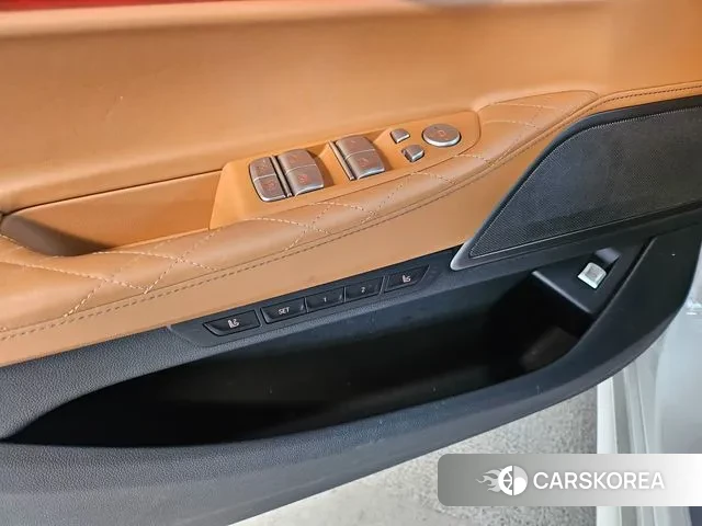 BMW 7 Series (G11) 2021 Белый из Кореи, фото 6