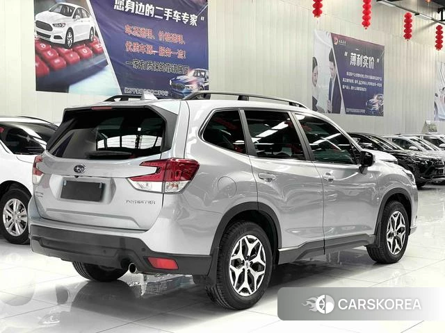 Subaru FORESTER Forester 2023 Серебристо-серый из Китая, фото 6