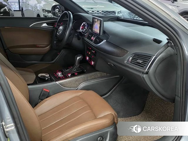 Audi New A6 2018 Светло-серебряный цвет из Кореи, фото 6