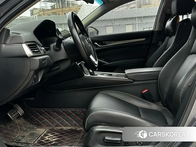 Honda Accord 2023 Темно-серый из Китая, фото 6