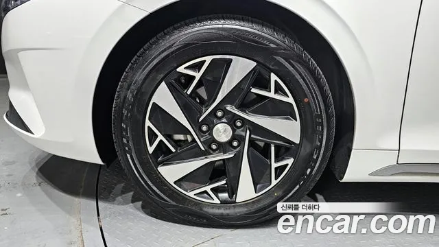 Hyundai The New Grandeur IG Hybrid 2021 Белый из Кореи, фото 6