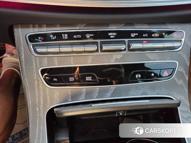 Mercedes-Benz E-Class W213 2022 Белый из Кореи, фото 6