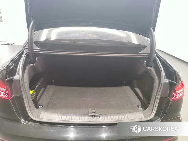 Audi A6L 2024 Черный из Китая, фото 6
