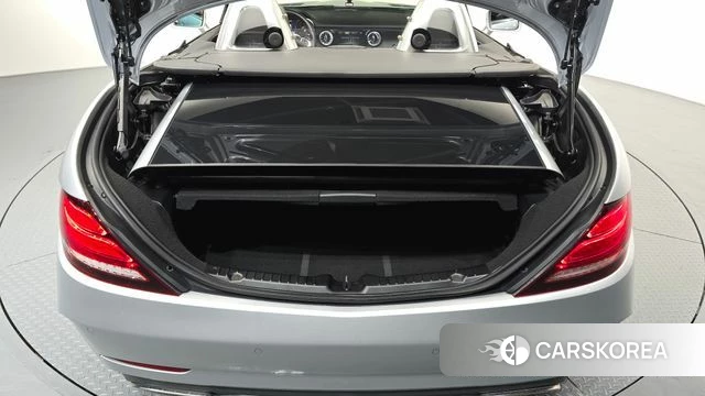 Mercedes-Benz SLC-Class R172 2019 Серебряный из Кореи, фото 6
