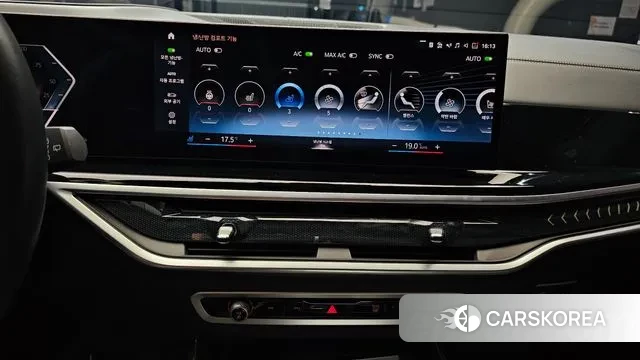 BMW X7 (G07) 2023 Черный из Кореи, фото 6
