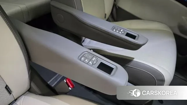 Kia The New Carnival 4th Generation 2025 Серебристо-серый из Кореи, фото 6