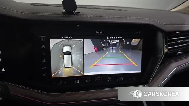 Volkswagen Touareg 3rd generation 2023 Белый из Кореи, фото 6