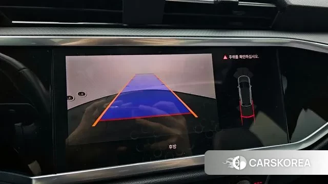 Audi Q3 (F3) 2023 Серый из Кореи, фото 6