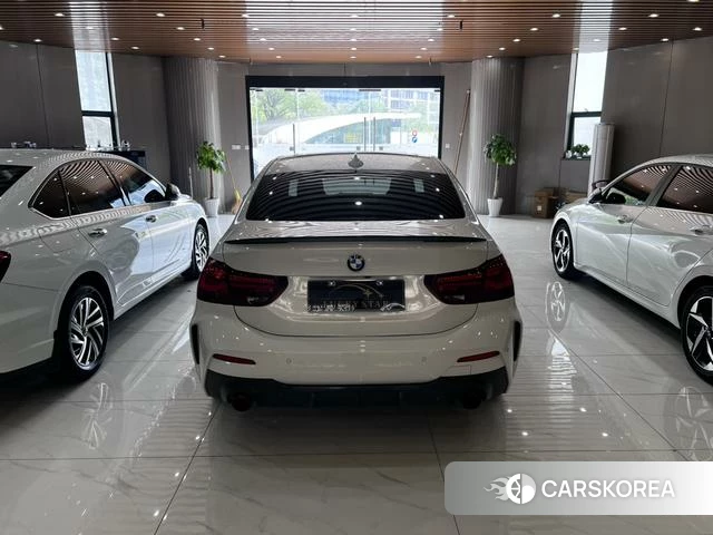 BMW 1 series 2023 Белый из Китая, фото 6