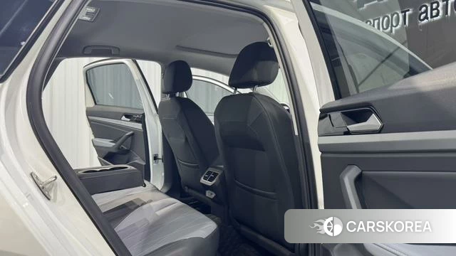 Volkswagen Lavida 2023 Белый из Китая, фото 6