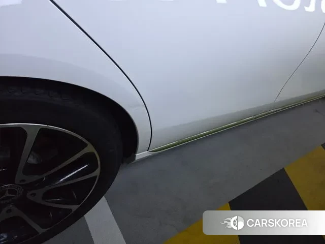 Mercedes-Benz E-Class W213 2018 Белый из Кореи, фото 6