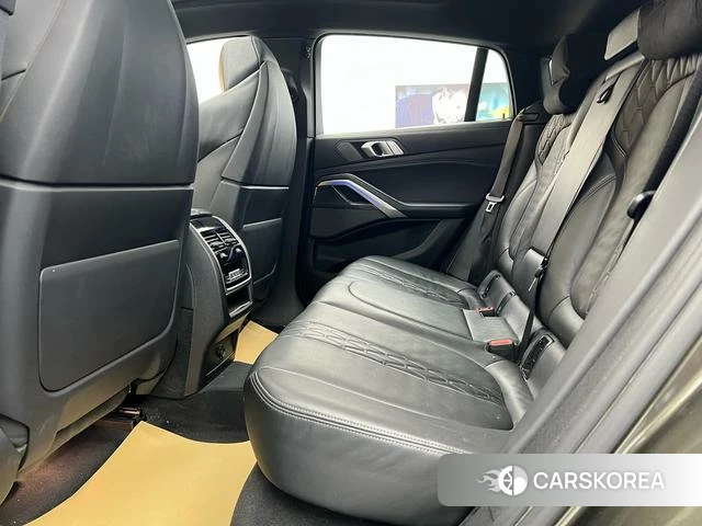 BMW X6 2021 Темно-серый из Китая, фото 6