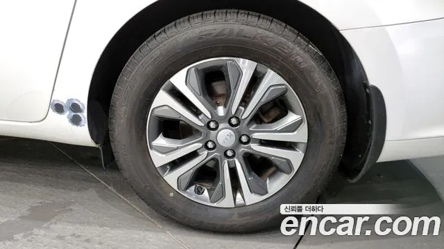 Kia The New Carnival id 2688944 из Кореи 6